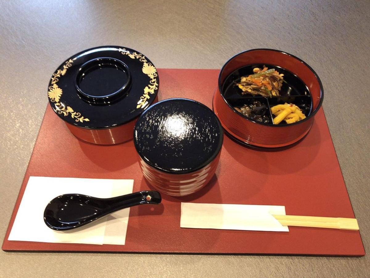 Отель Shirahama No Yado Daigo Экстерьер фото
